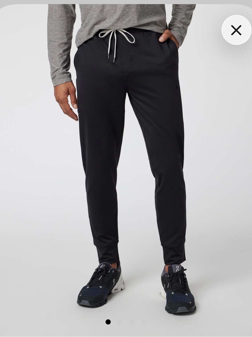Vuori Black Tapered Jogger Sweatpants